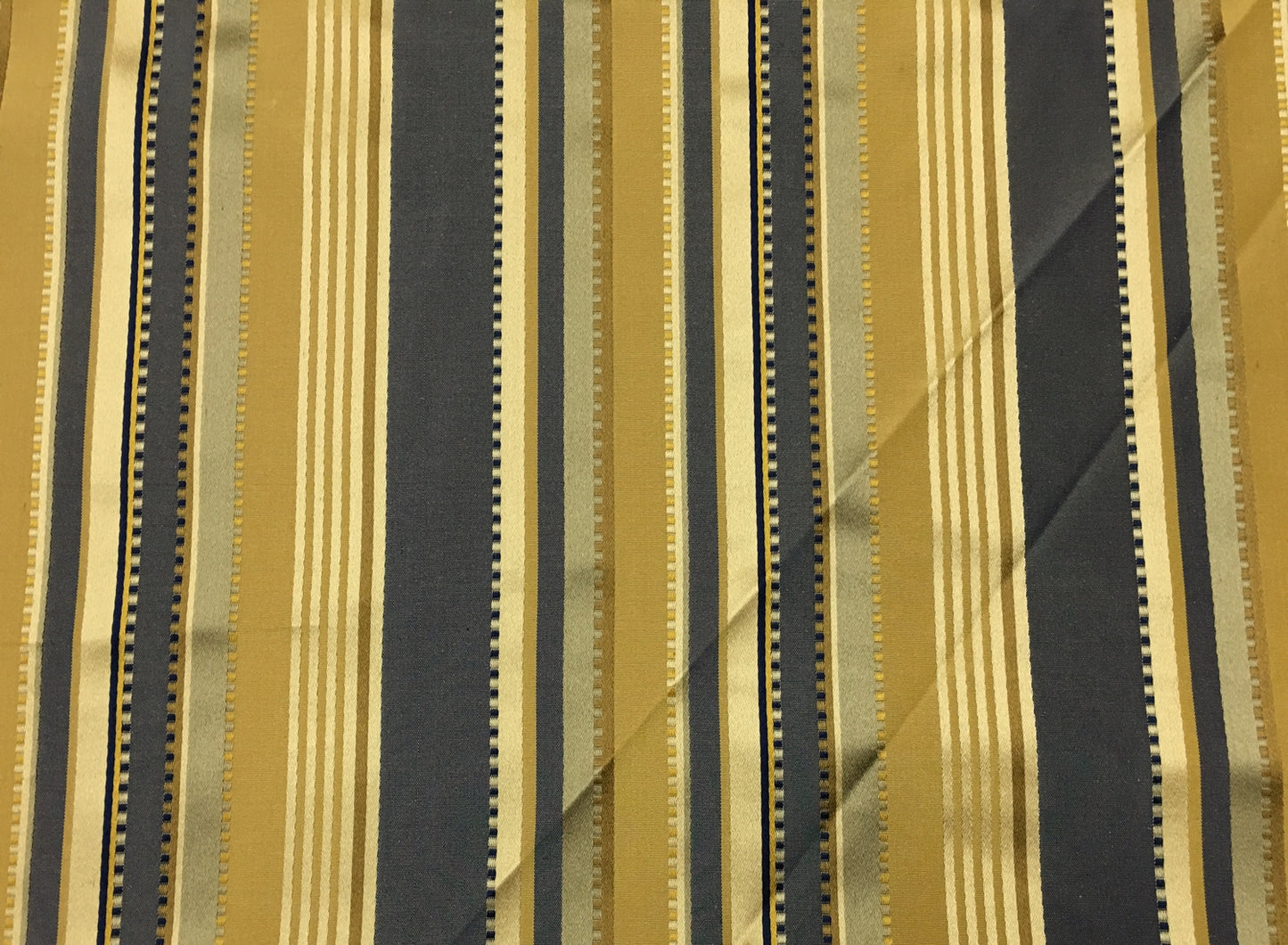 silk stripe 2028a