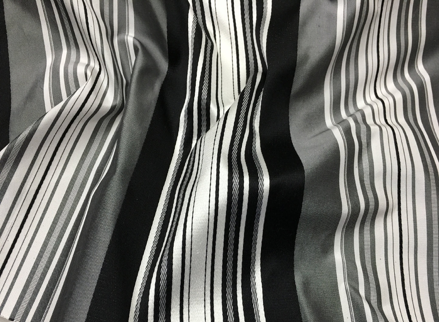 silk stripe 2092e