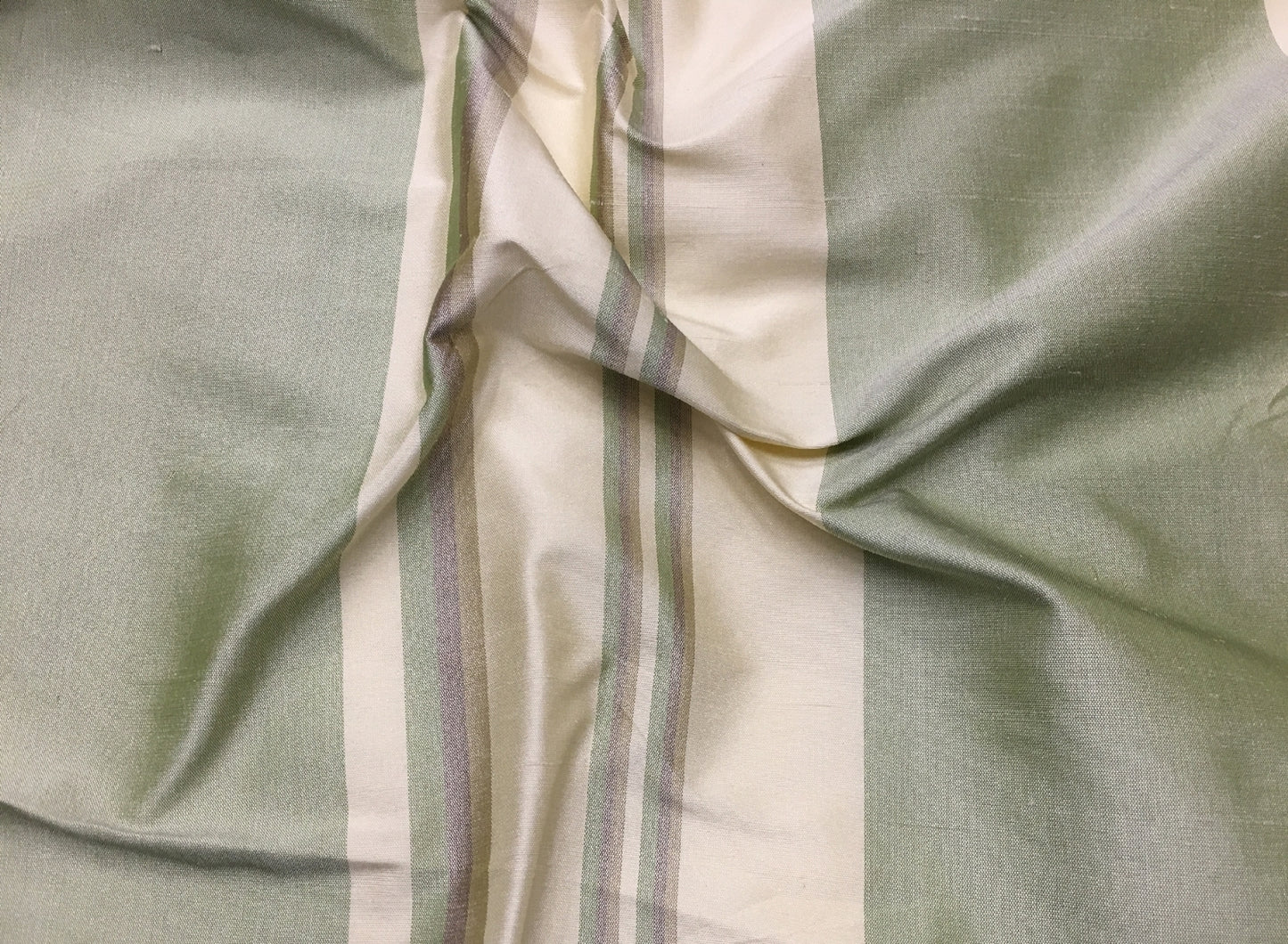 silk stripe 2104c