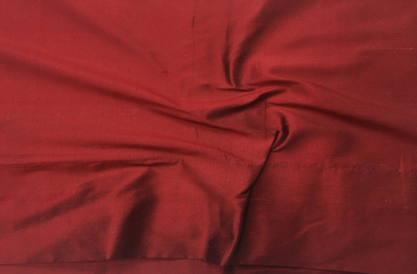 32002 Burgundy Silk Dupioni Drapes (Pair)