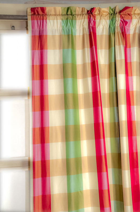 32015 Silk Taffeta Drapes (Pair)