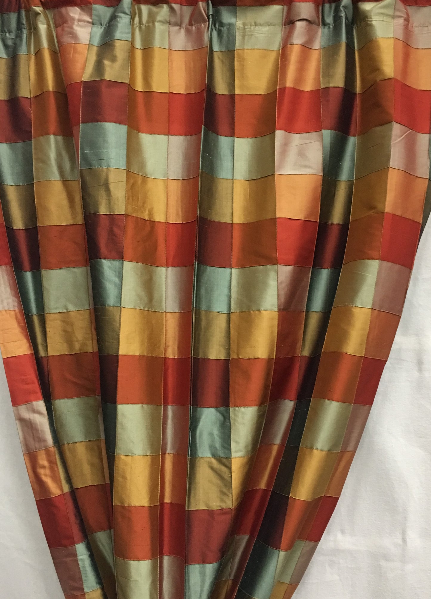 32018 Silk Dupioni Drapes (Pair)