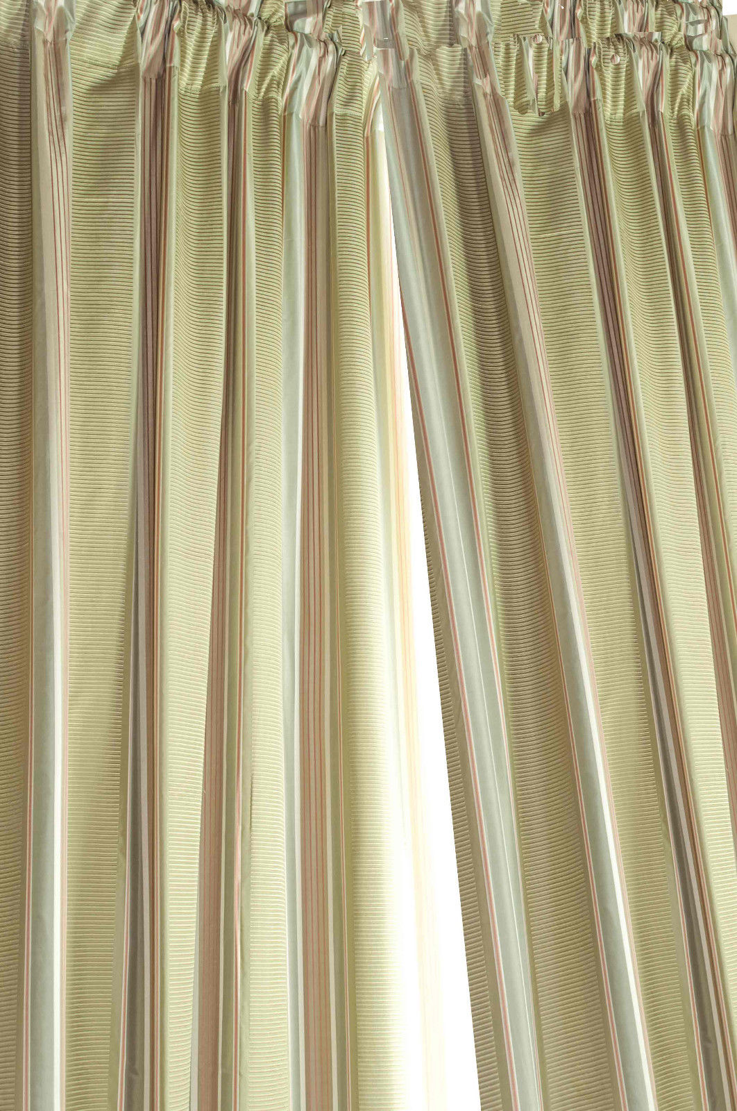 32027 Silk Taffeta Drapes (Pair)